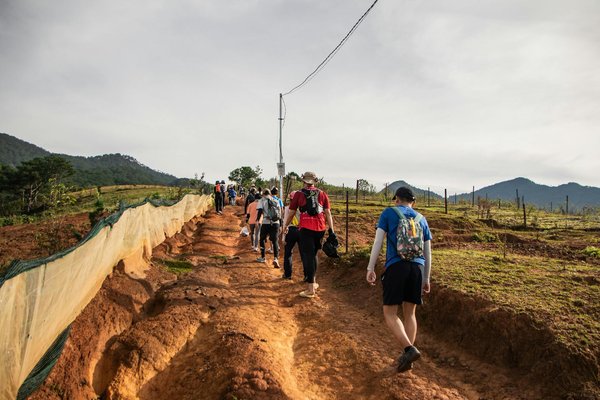 How to Choose the Perfect Footwear for Exploring the Scottish Highlands?
